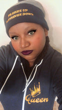 Cargar imagen en el visor de la galería, Queen Hoodie Sweater