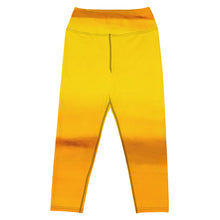 Cargar imagen en el visor de la galería, Sunburst Yoga Capri Leggings