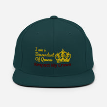 Load image into Gallery viewer, Queen Snapback Hat