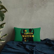 Cargar imagen en el visor de la galería, Black Lives Matter Basic Pillow