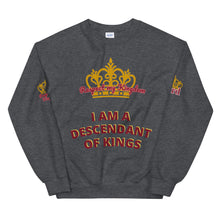 Cargar imagen en el visor de la galería, King Unisex Sweatshirt
