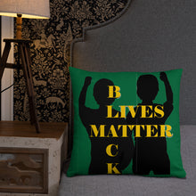 Cargar imagen en el visor de la galería, Black Lives Matter Basic Pillow