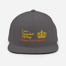 Cargar imagen en el visor de la galería, King Snapback Hat