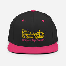 Load image into Gallery viewer, Queen Snapback Hat