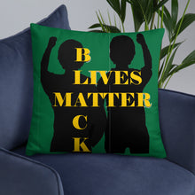 Cargar imagen en el visor de la galería, Black Lives Matter Basic Pillow