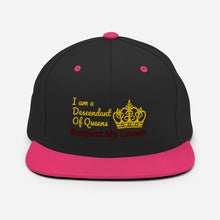 Load image into Gallery viewer, Queen Snapback Hat