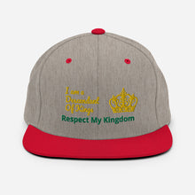 Cargar imagen en el visor de la galería, King Snapback Hat