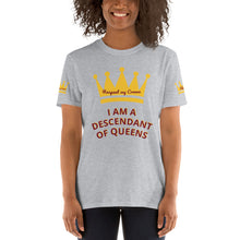 Cargar imagen en el visor de la galería, Queen Short-Sleeve Unisex T-Shirt