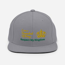 Cargar imagen en el visor de la galería, King Snapback Hat