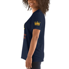 Cargar imagen en el visor de la galería, Queen Short-Sleeve Unisex T-Shirt