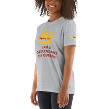 Cargar imagen en el visor de la galería, Queen Short-Sleeve Unisex T-Shirt
