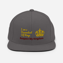 Cargar imagen en el visor de la galería, King Snapback Hat
