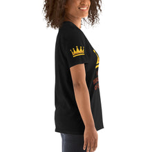 Cargar imagen en el visor de la galería, Queen Short-Sleeve Unisex T-Shirt