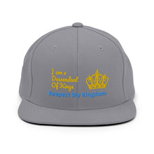 Cargar imagen en el visor de la galería, King Snapback Hat