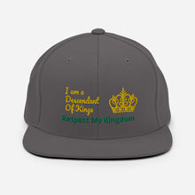 Cargar imagen en el visor de la galería, King Snapback Hat