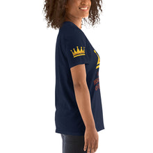 Cargar imagen en el visor de la galería, Queen Short-Sleeve Unisex T-Shirt