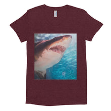 Cargar imagen en el visor de la galería, Shark Women&#39;s Crew Neck T-shirt
